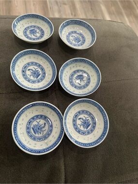 Vintage Set of 6 Blue & White Porcelain Sauce Dipping Bowls Made in China